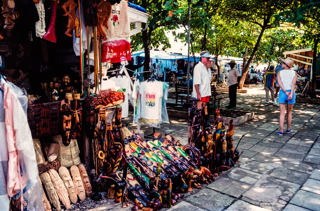 5 of the best shopping spots in Jamaica