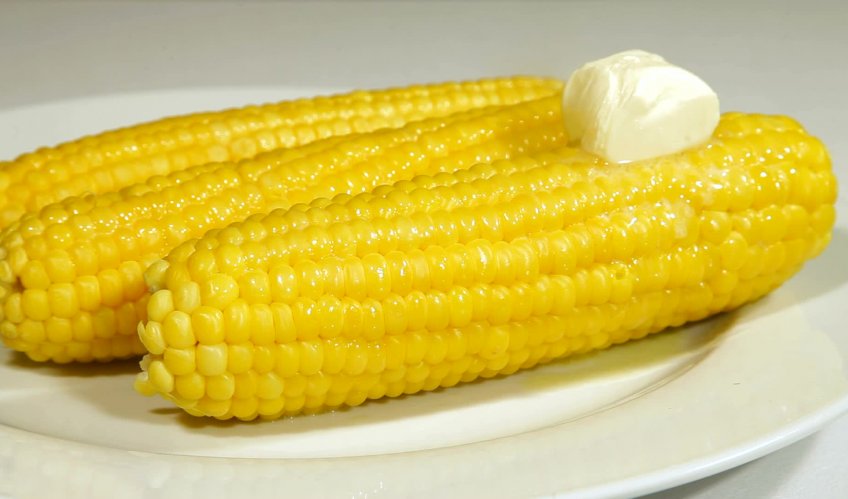 Boiled Corn with Pimento Butter