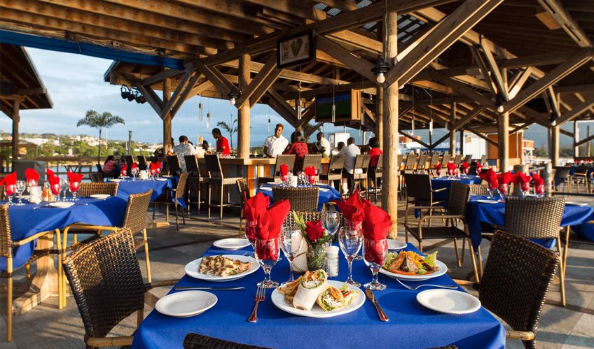 Dinner for two on the waterfront at Pier 1 