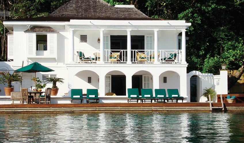 Nautilus :A Luxury Villa in a Stunning Setting