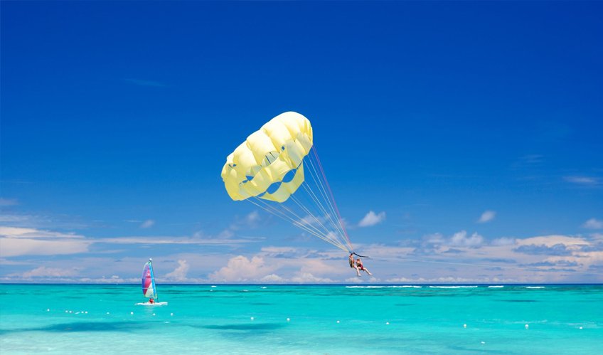 Feel the rush: unleash your daredevil with water sports in Jamaica
